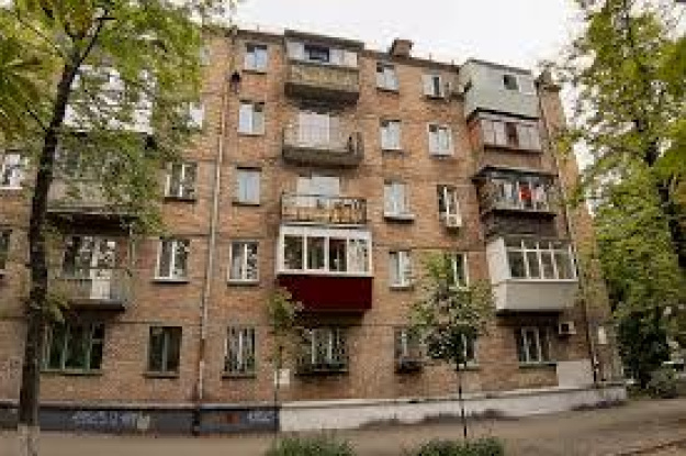 Цінники на квартири в хрущовках у центрі Києва сягають 120 тисяч доларів