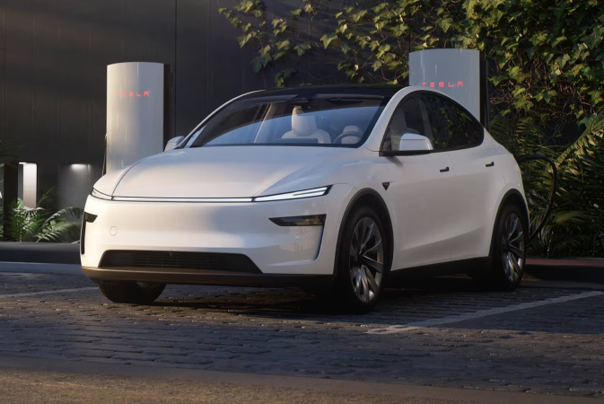 Tesla стрімко наростила продажі в Норвегії: у травні було зареєстровано 2600 нових авто, що на 213% більше, ніж за той самий період торік.